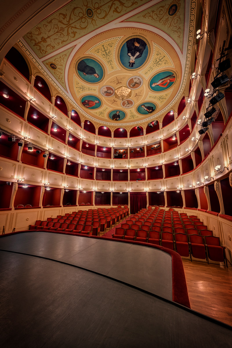 apollon-theater-gallery-18