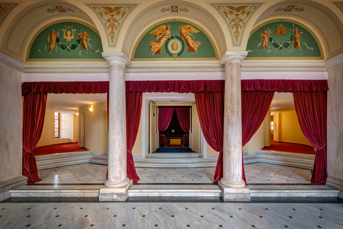 apollon-theater-gallery-22